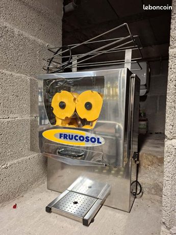 Frucosol - Automatic Commercial Orange Juicer