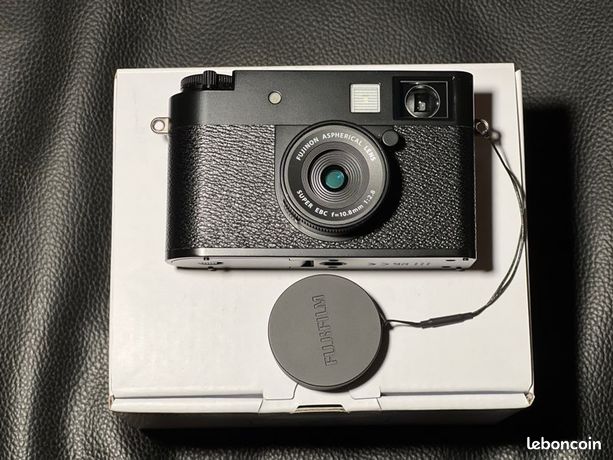 FUJIFILM X HALF Black FUJI X- HF1 Noir