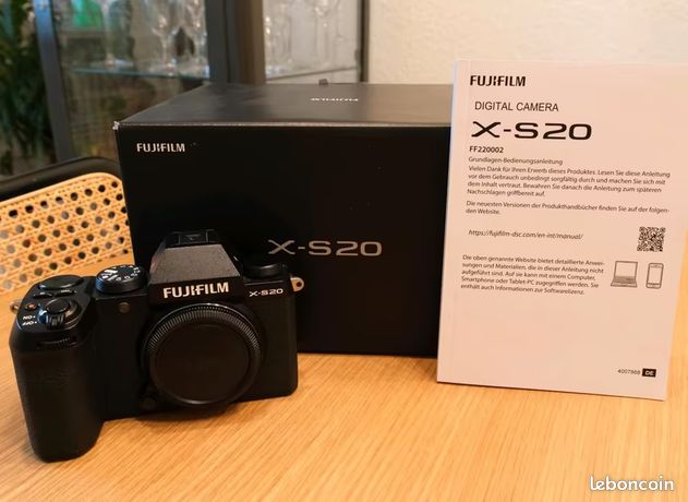Fujifilm X-S20