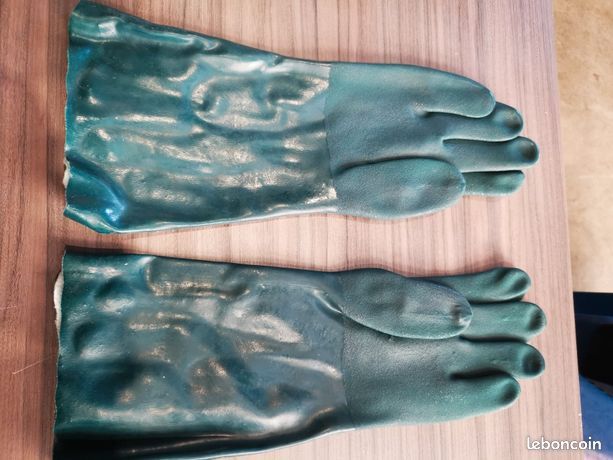 Gant pour hydrocarbure