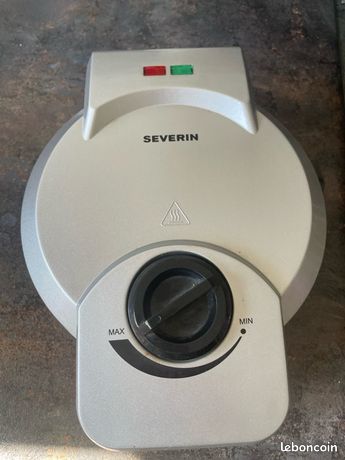 Gaufrier de SÉVERIN