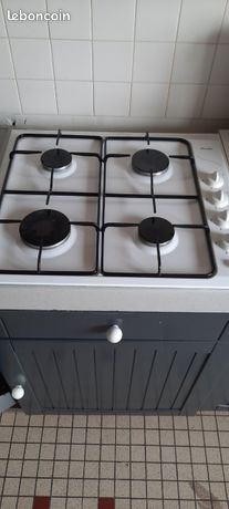 Gaziniere 4 feux gaz