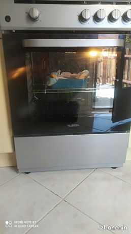 Gazinière 4 feux grise