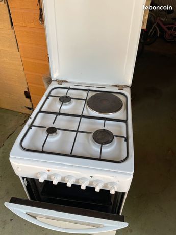 Gaziniere Indesit
