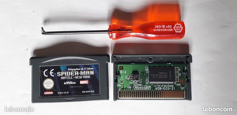 GB Advance Spider-Man battle New York Sticker TBE / Dos BE- / Envoi Suivi 2 /4 Jours 1.92E pour 1 / 3.31E pour 8 / Mondial Relay 500 grammes 3.49 valable pour 40 jeux Advance