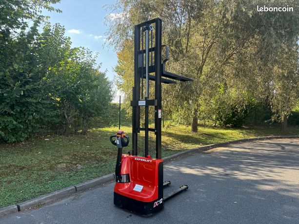 Gerbeur électrique Lithium 1200 kg SUBVENTION CNAM 01 64 43 26 08