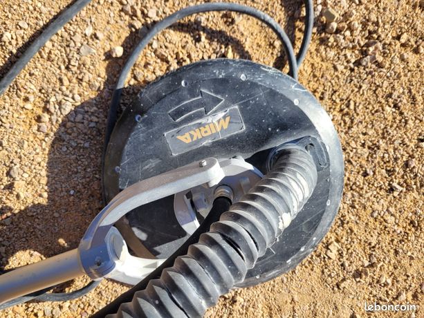 Girafe mirka avec quelques abrasifs