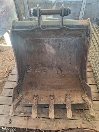 Godet 800 pour tracto jcb