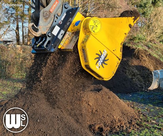 Godet cribleur : triez vos matériaux rapidement et facilement