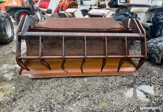 Godet crocodile pour Merlo