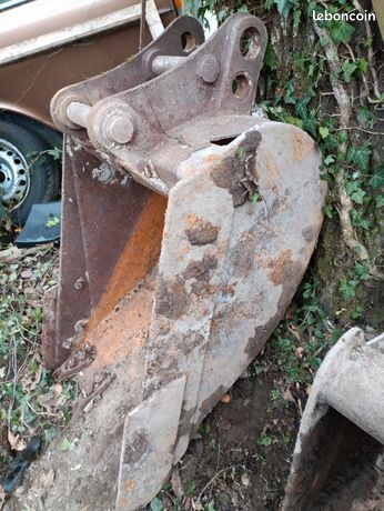 Godet de fouille 58cm axes de 45 cm mini pelle