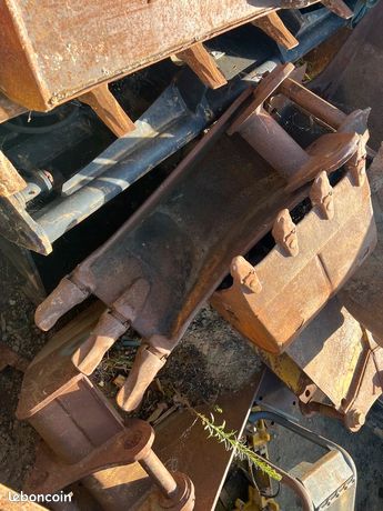 Godet de tranchée - axe 55 mm