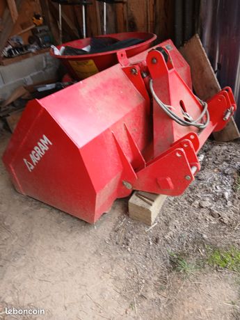 Godet Hydraulique 3 points Agram