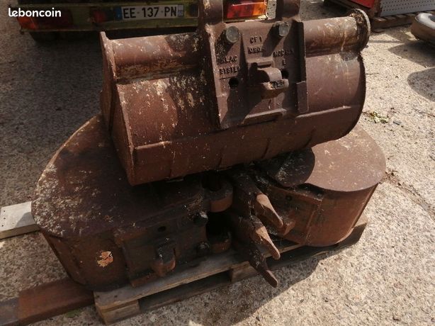 Godet klac module e tranchee terrassement