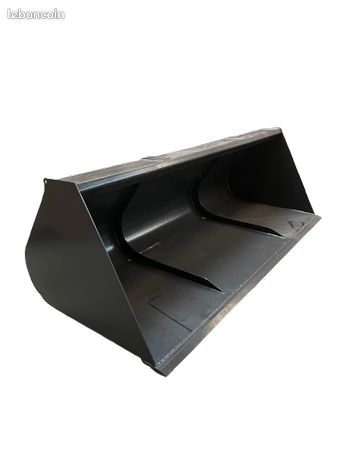 Godet peint attelage euro 2m40 lame hardox- agridiscount