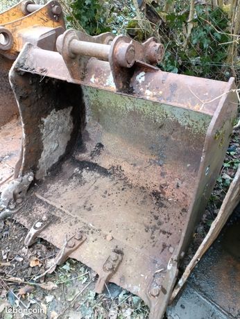 Godet terrassement 90cm Axes de 45mm mini pelle