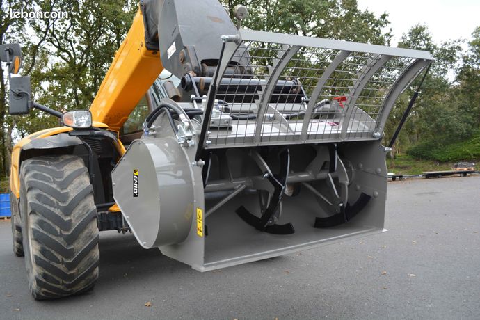 Godets pour béton BTP, en Stock