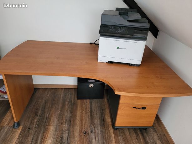 Grand bureau en bois