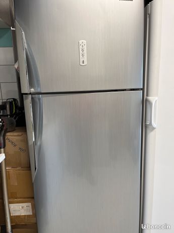 Grand réfrigérateur