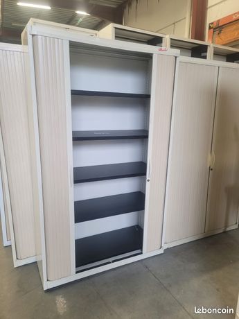 Grande armoire de rangement professionnelle pas chère
