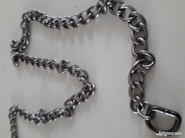Grande chaine en metal chrome
