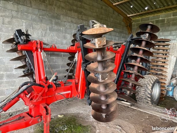 Gregoire Besson ACERO 38