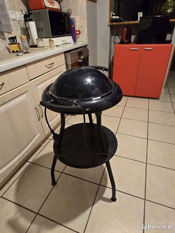 Grill électrique sur pieds