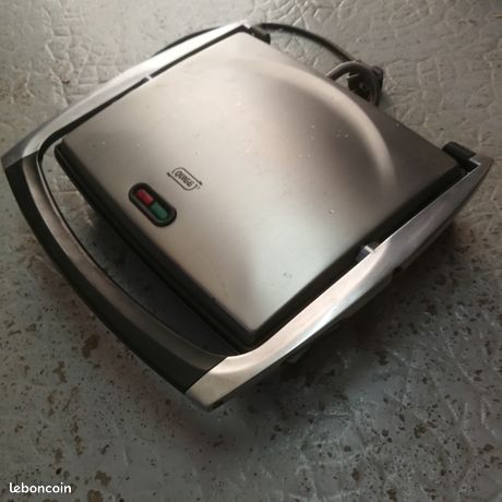 Grill électrique pour viande merguez saucisse et cetera petit barbecue
