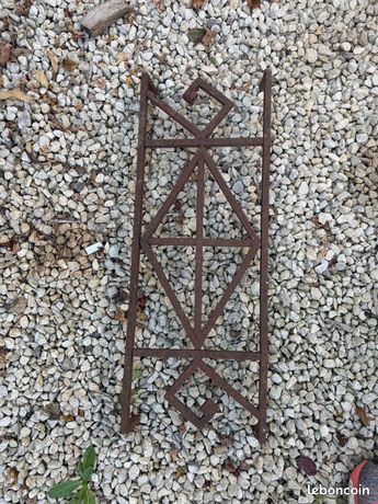 Grille en fer forgé pour fenêtre