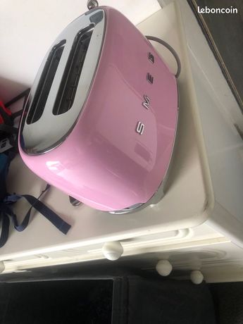 Grille pain smeg rose