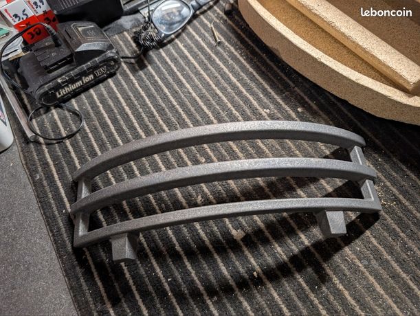 Grille verticale NEUVE contura 620