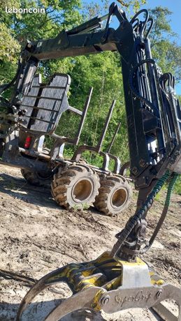 Grue john deere CF585 10t