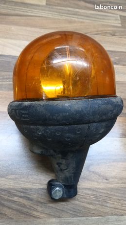 Gyrophare Saturne 12 Volts à tige