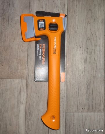 Hachette de camping FISKARS ultra légère X-series X13 FISKARS Neuve