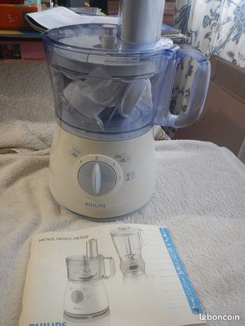 Hachoir multifonctions Philips HR7621