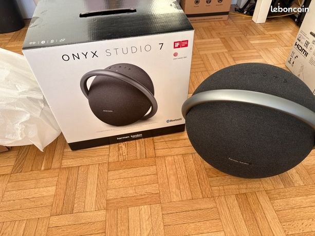 Harman Kardon Onxy studio 7