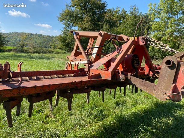 Herse rotative kuhn 4metres