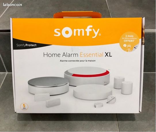 Home Alarm Essential XL + pack 5 IntelliTag Somfy