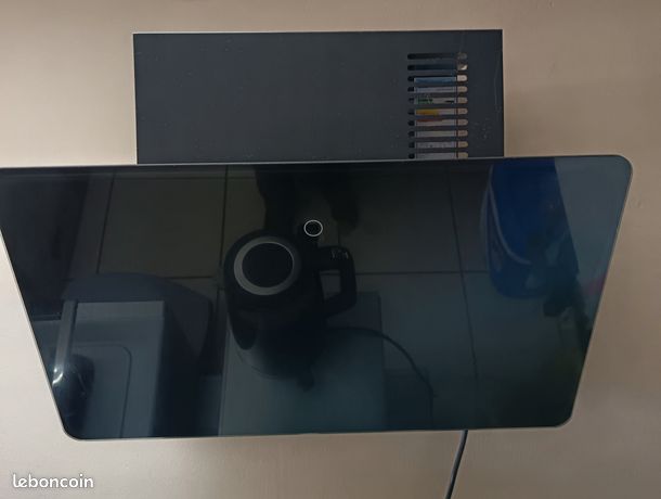 Hotte aspirante murale