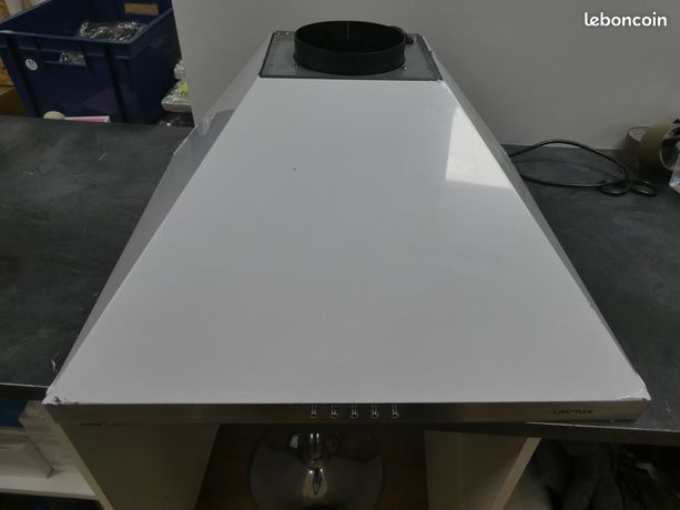 Hotte décorative murale Airlux model ahdp6050ix