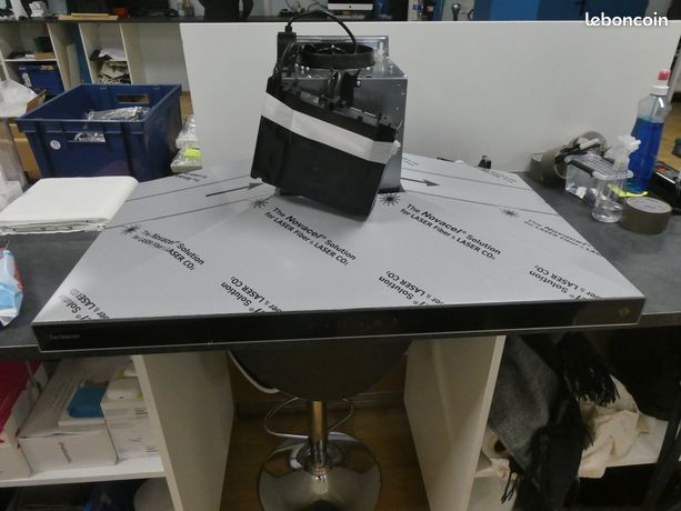 Hotte décorative murale De Dietrich model dhp2962bx