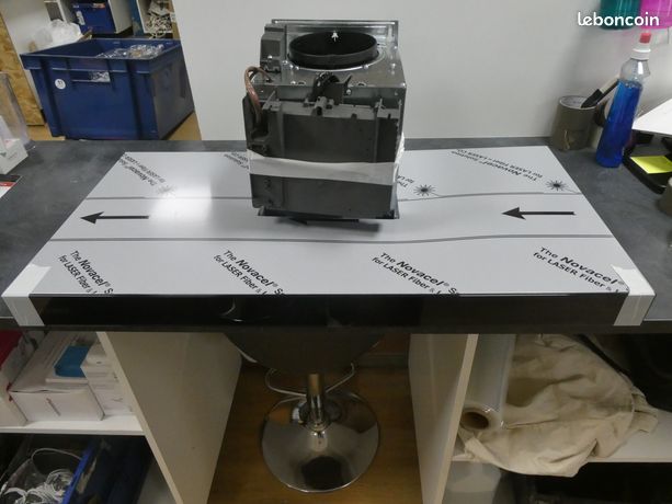 Hotte décorative murale Samsung model nk36n5703bs