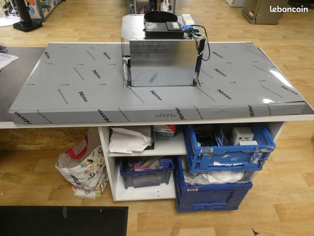 Hotte décorative Smeg model ki120xe (Occasion, défaut)