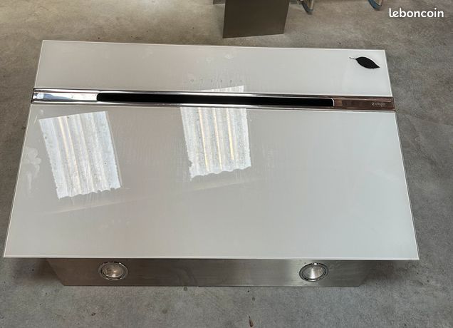 Hotte murale Elica STRIPE