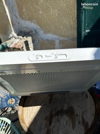 Hotte whirlpool
