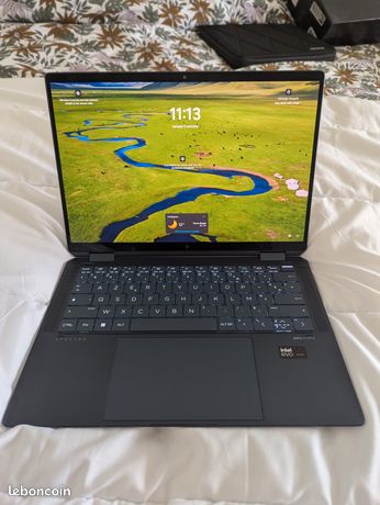 Hp Spectre PC + tablette 2024 comme neuf haut de gamme