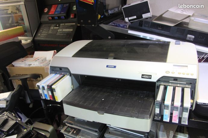 Imprimante jet d encre Epson pro 4000 pour pièces