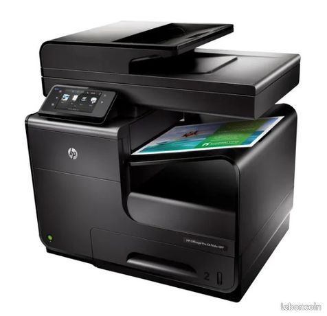 Imprimante jet d'encre Officejet Pro X476dw MFP avec 3 cartouches sur 4 présentant un niveau d'encre entre 30 et 80%