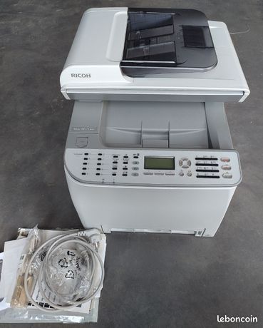 Imprimante laser couleur multifonction Ricoh