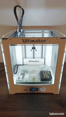 Imprimante 3D Ultimaker² + pièces de rechange 120